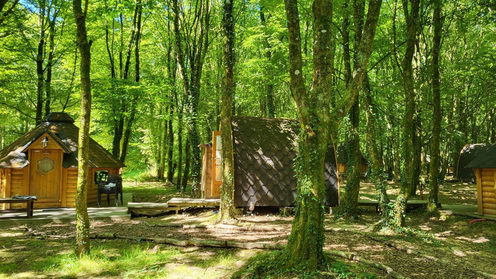 Le Domaine Insolite De Broceliande Пемпон Екстер'єр фото